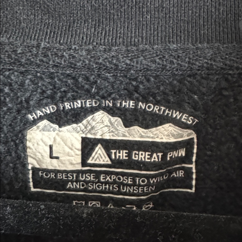 Upper Left Logo Black Crewneck Sweatshirt PNW made men’s size large - Picture 3 of 4